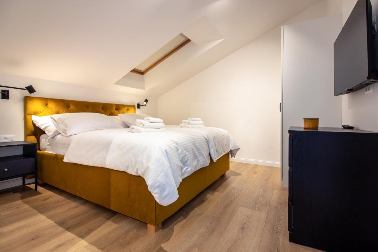 Beachside Apartment Attico Сплит Екстериор снимка