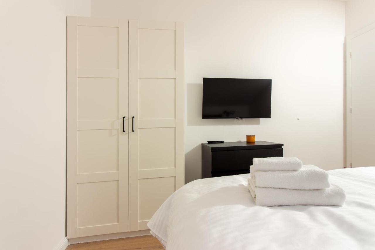 Beachside Apartment Attico Сплит Екстериор снимка