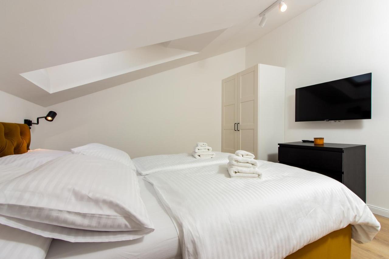 Beachside Apartment Attico Сплит Екстериор снимка