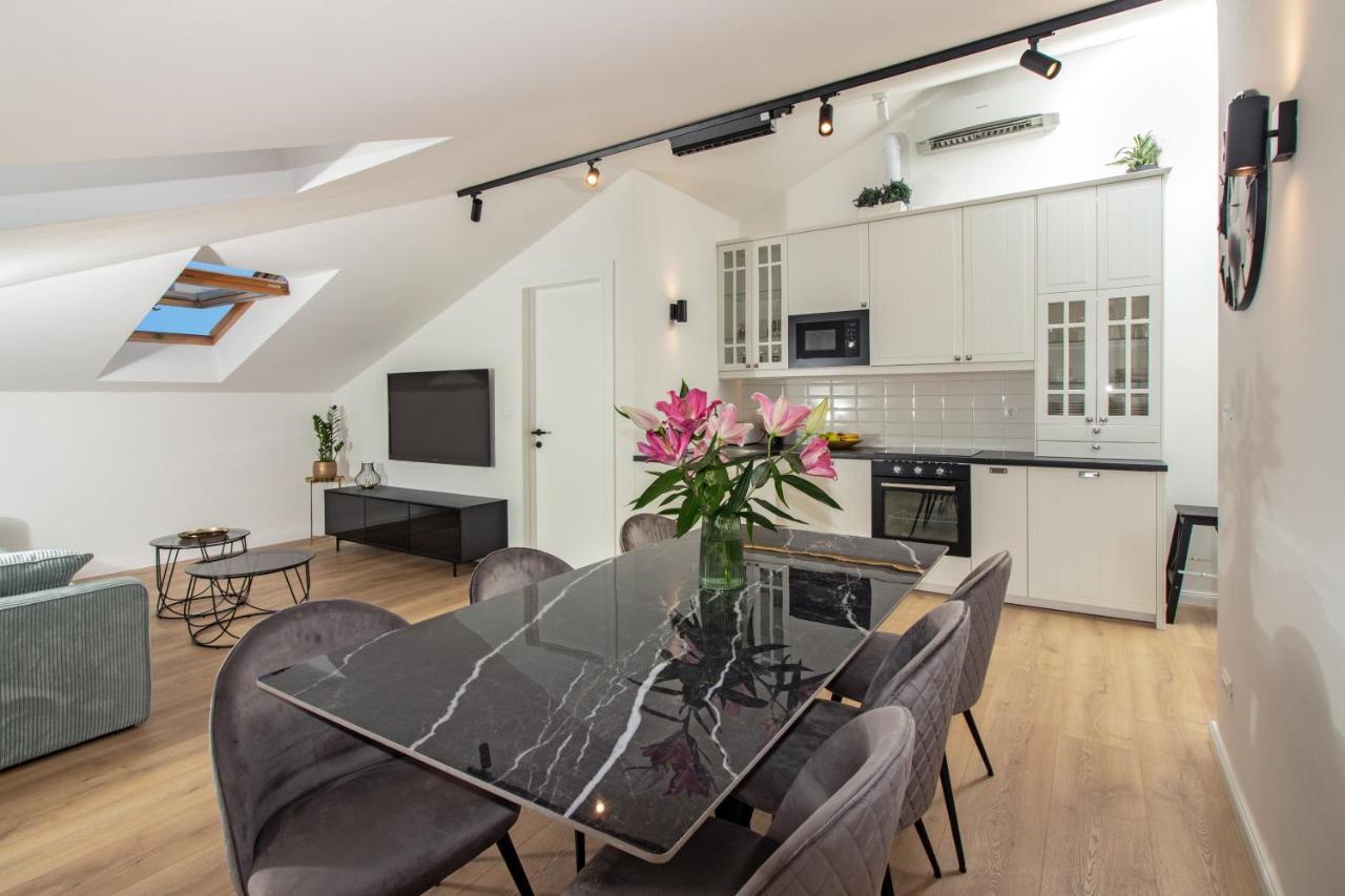 Beachside Apartment Attico Сплит Екстериор снимка