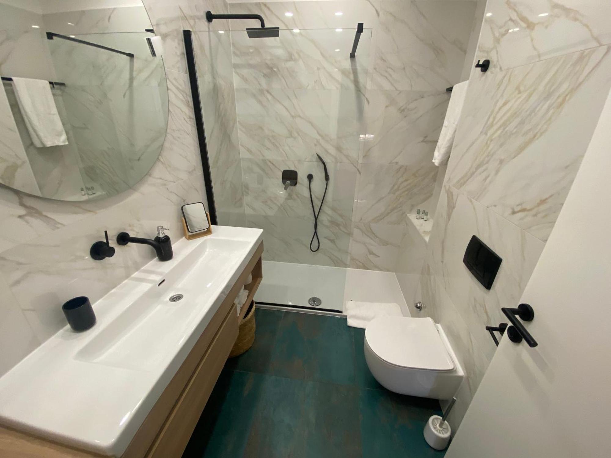 Beachside Apartment Attico Сплит Екстериор снимка